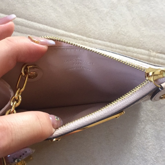 Louis Vuitton Pochette Cles (Key) Rose Angelique - Picture 7 of 9